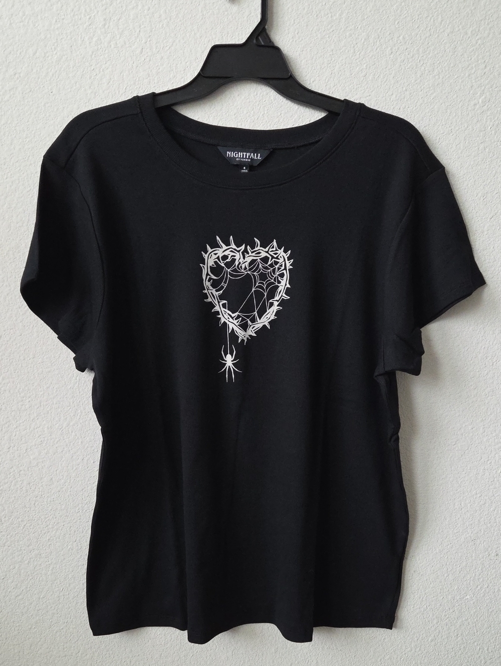 Torrid Nightfall Women's Crew Neck BabyTee - Thorn Heart Spider Plus Size 4 4X